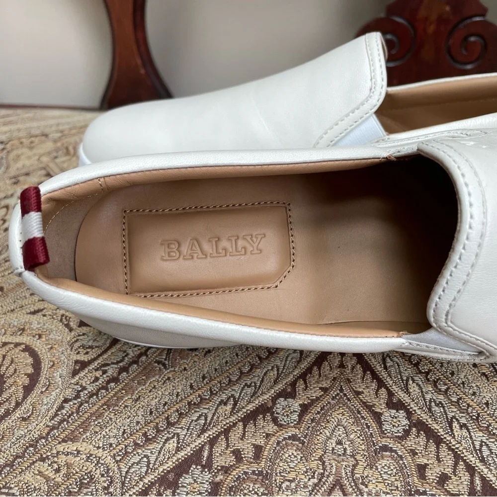 New Bally Hinka Bone White Lamb Leather Slip On Loafer Sneakers Size 10 NWOB